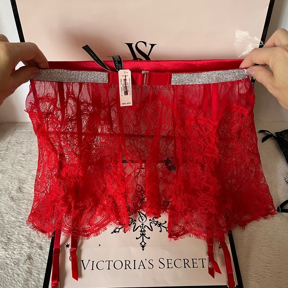 Victoria’s Secret Rhinestone Shine Red Lace Skirt with Garters NWT - Picture 8 of 16